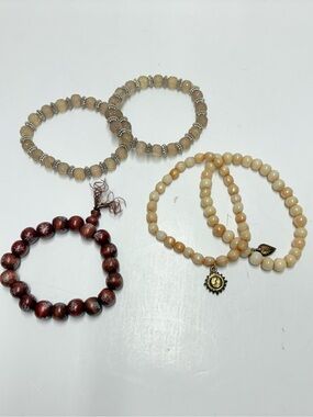 Lot of Stretchy Beaded Neutral Bracelets (5)